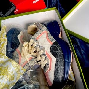 Gucci sneakers size 9.5